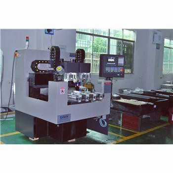 精雕機