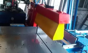 切割機